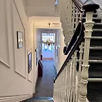 Acacia Hostel